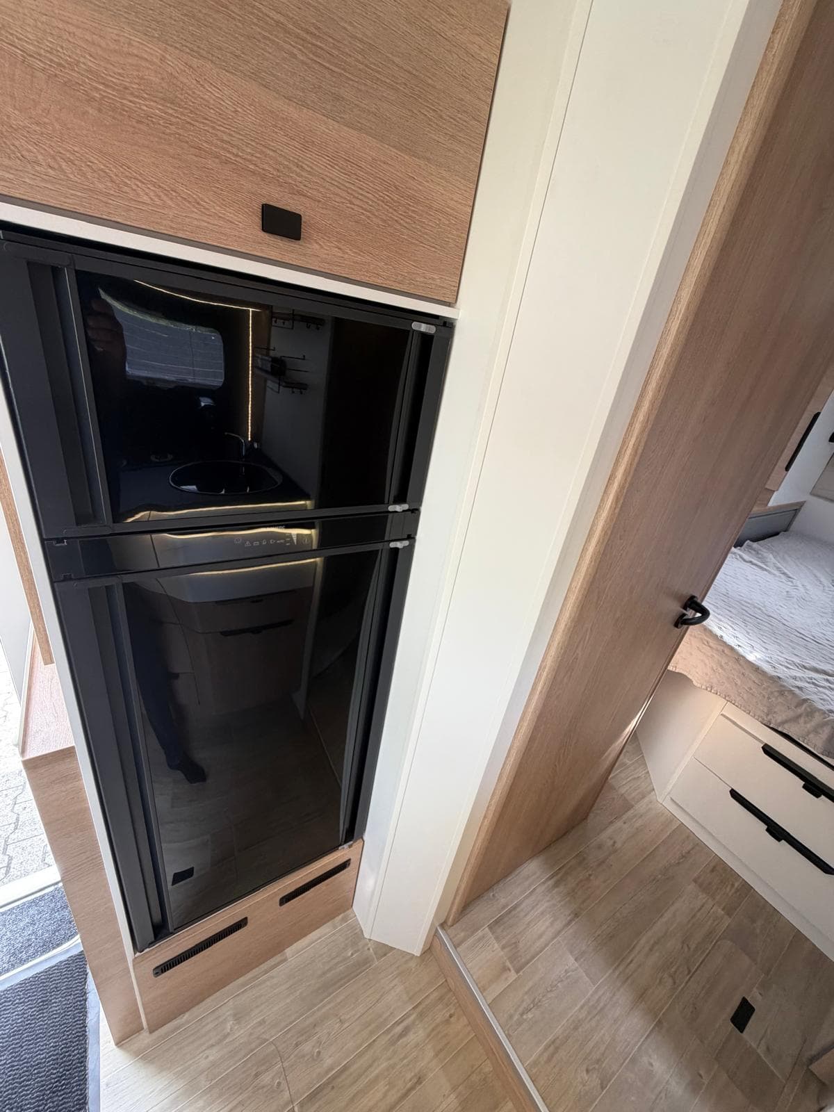 Mooveo INT 74QBH – Kühlschrank